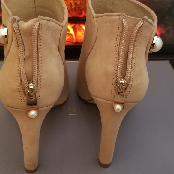 Louise et Cie ILLISA  LO-ILLISA - Demure Pink Kidsuede 9M Open Toe Bootie - Picture 4 of 16